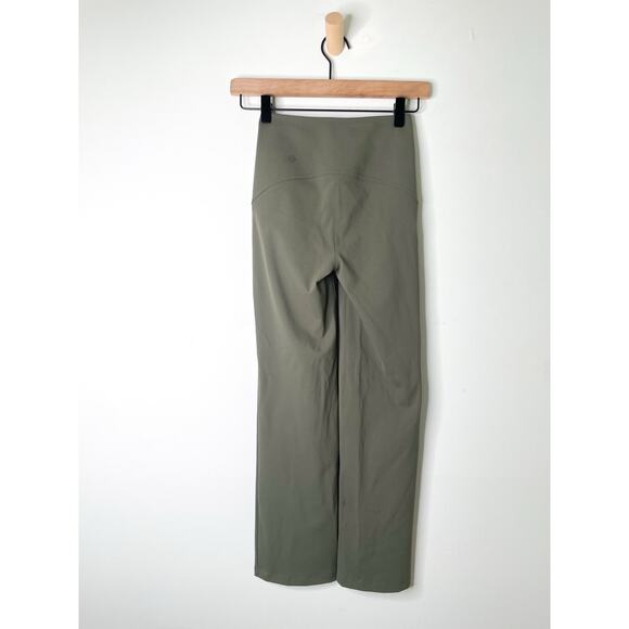 NWT Lululemon Olive Green Smooth Fit High Rise Cropped Pants Size 0 Athleisure - Picture 8 of 13
